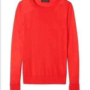 Worn once banana republic sweater size L
